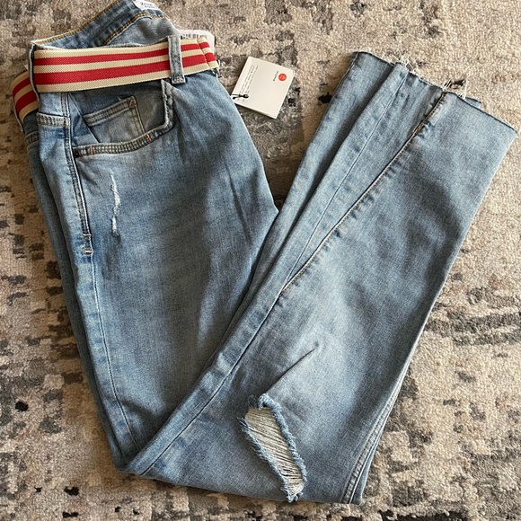Zara Basic Z1975 Mid Rise Skinny with red stripe belt In Size 8 - Picture 8 of 8